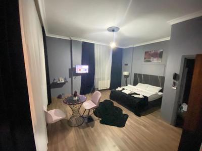 Lions Suit Hotel