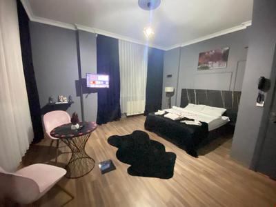 Lions Suit Hotel
