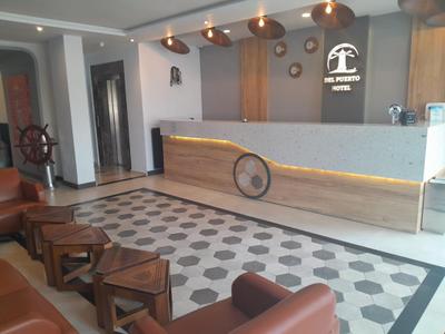 Del Puerto Hotel