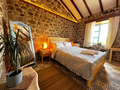 Rhea Guesthouse