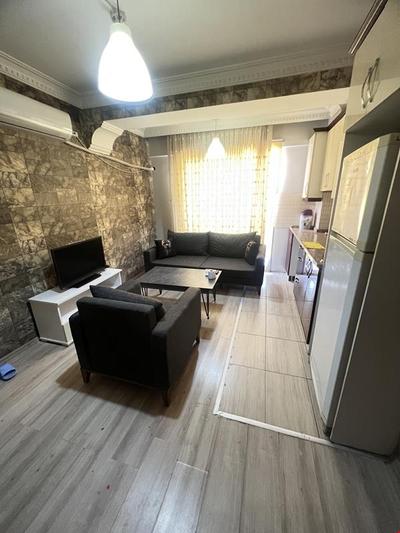 Kızıl Suit House
