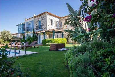 Alaçatı On Oda Hotel