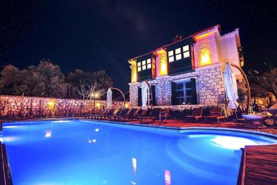 Boreas Boutique Hotel