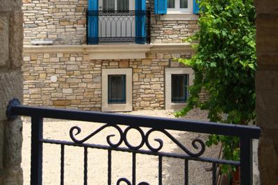 Çeşme Kale Taş Apart