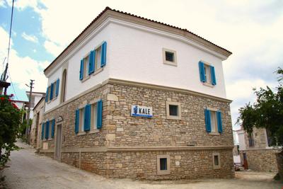 Çeşme Kale Taş Apart