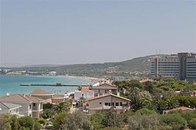 Delmar Suites & Residence