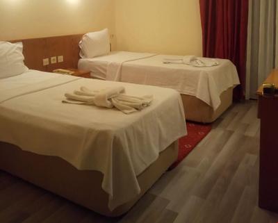 Kanarya Otel Çeşme