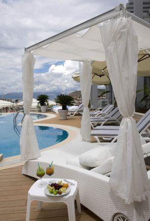 Kondo Suite & Residence