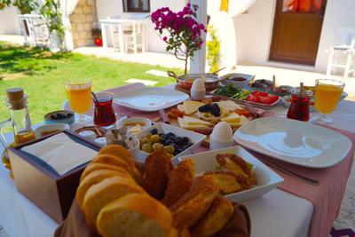 Morera Otel
