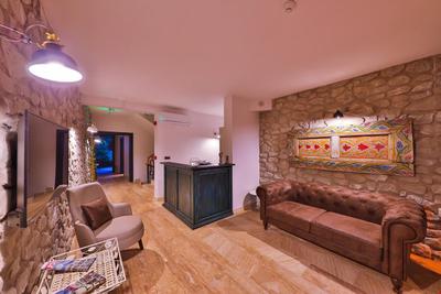 Pitoresk Otel