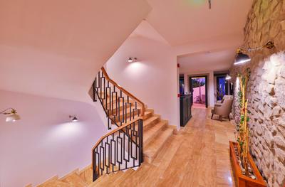 Pitoresk Otel