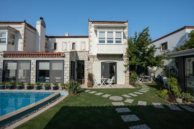 Sedirli Ev Alaçatı