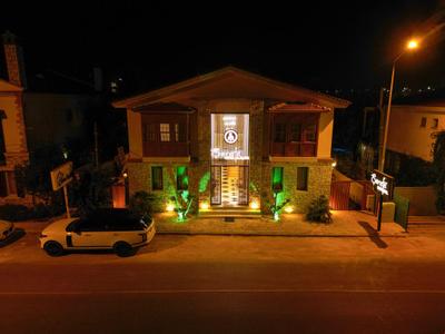 Şerefe Hotel Alaçatı