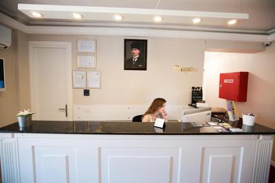 Menendi Otel