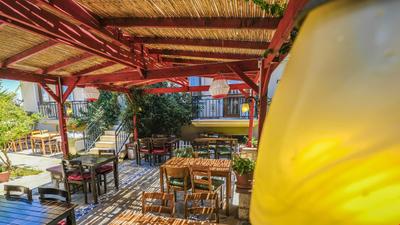 Karaburun Konak Otel