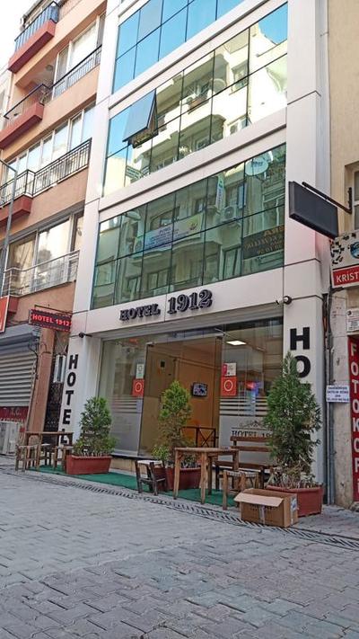 Hotel 1912