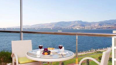 Otel İzmir Palas