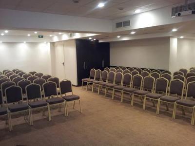 Otel Vesta Fuar