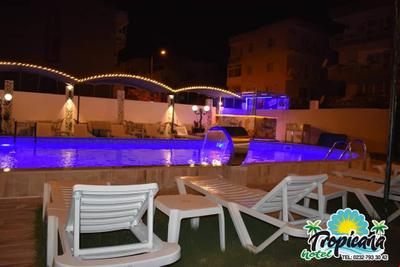 Tropicana Hotel