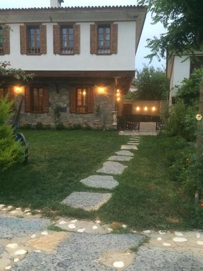 Efes Konakları