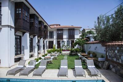Livia Garden Hotel
