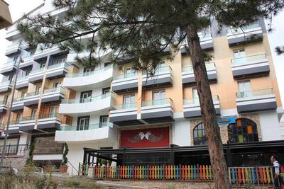 Safran City Hotel & Spa Restart Cafe&Bar