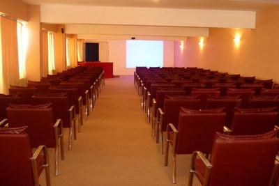 Abana Berrunil Otel