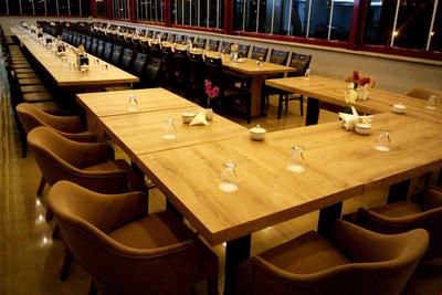 Umur Hotel