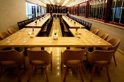 Umur Hotel