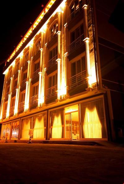 Umur Hotel