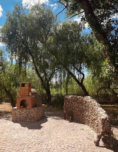 Sunolus Vineyard Hotel
