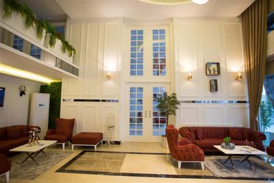 A Royal Suites