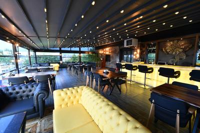 D'lux Boutique Hotel