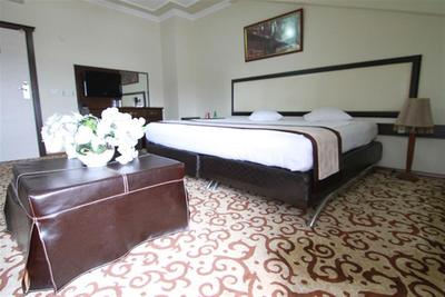 Teona Hotel
