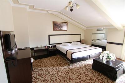 Teona Hotel