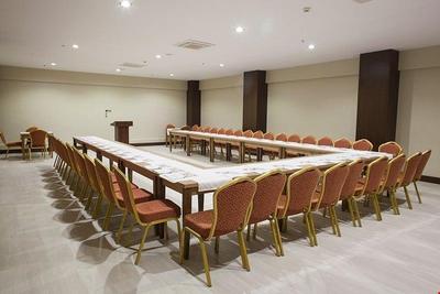 Cherry Garden City Spa Hotel