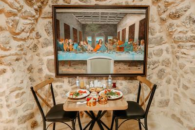 Kasr-i Kikan Hotel