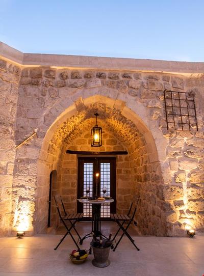 Mirsoum Hotel