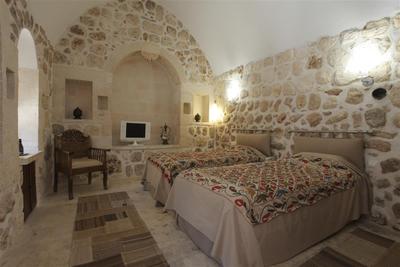 Kasr-ı Nehroz Otel