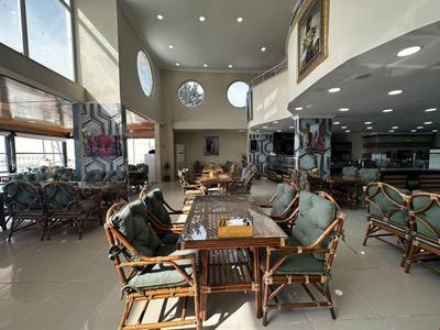 Nus Grand Hotel