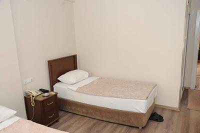 Demirbaş Otel