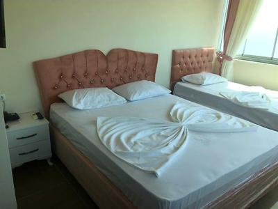 Has Hotel