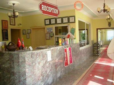 Barış Hotel