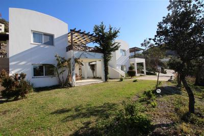 İbak Apartments