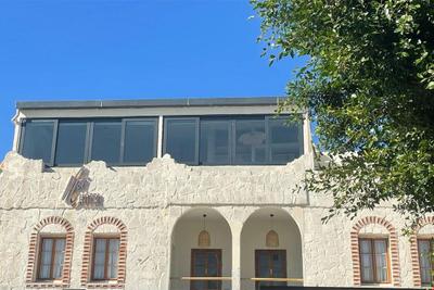 Noi Hotel