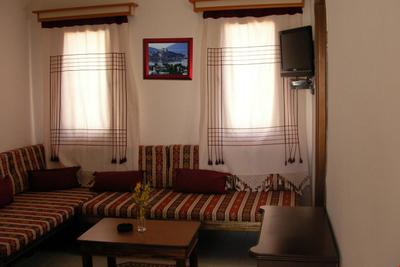 Ten Apart Otel