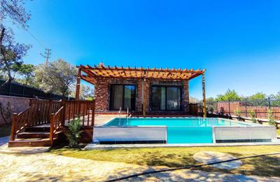 Villa Blackberry A