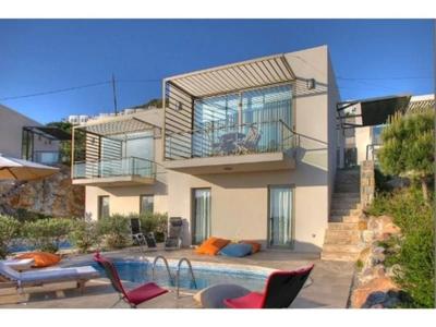 Villa Hillside