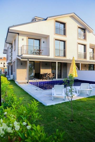 Villa Nida