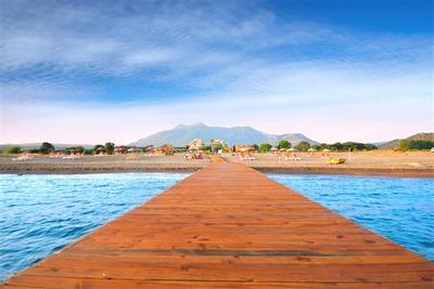 Adaburnu Gölmar Beach Hotel